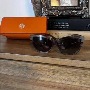 Tory Burch Translucent Grey Gradient Sunglasses with Orange Logo Case
